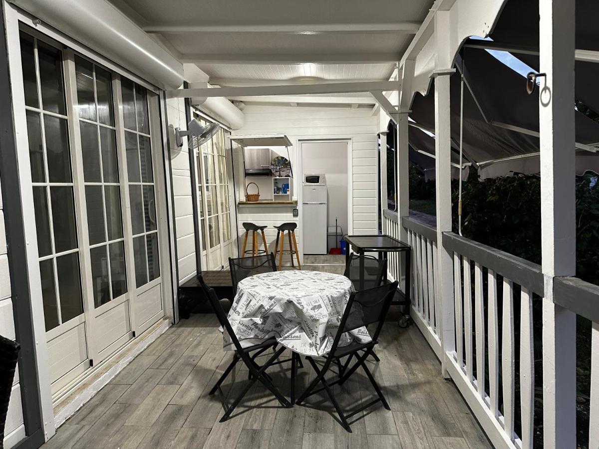 Le Cottage De Castaing Sur Plage Privee Sainte-Anne  Bagian luar foto
